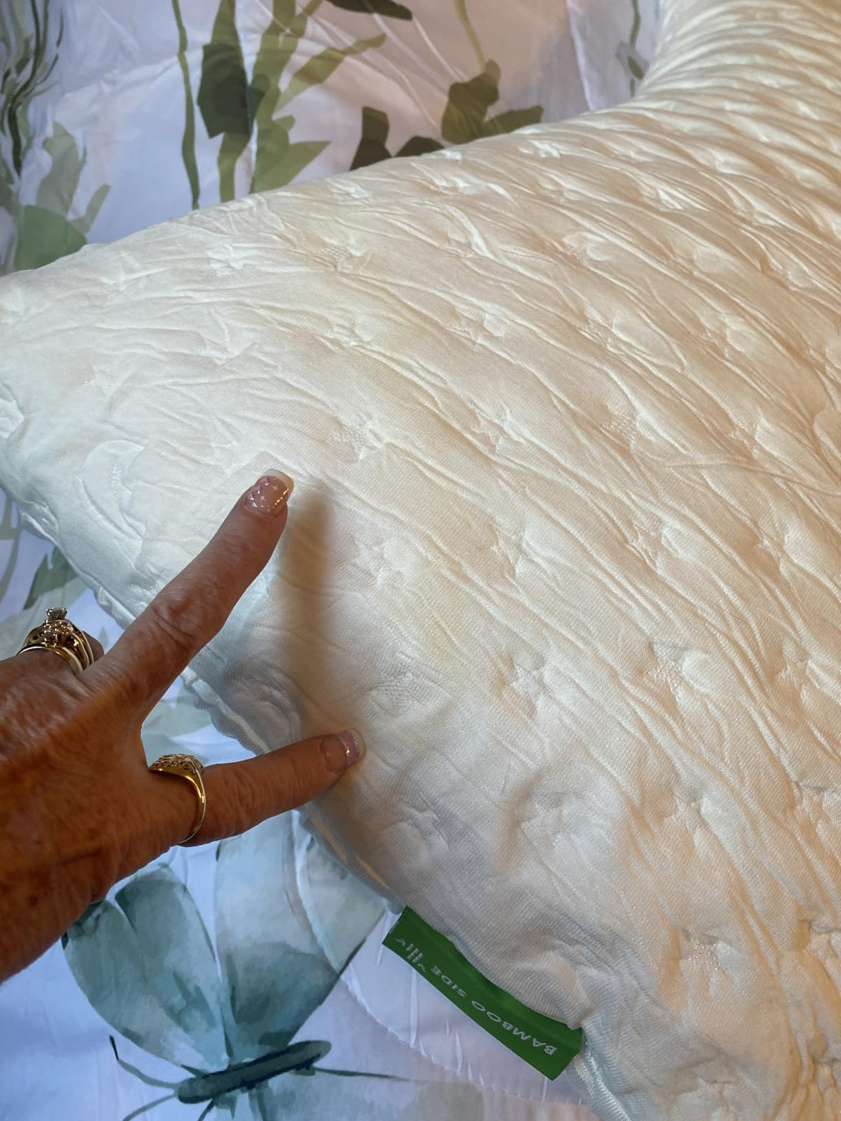 KUCEY Side Sleeper pillow